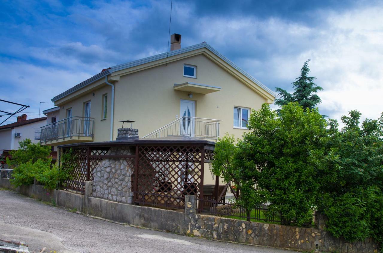 Villa Diogenes Malinska Exterior photo